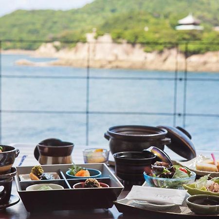 Migiwatei Ochi Kochi Hotel Tomo Kültér fotó