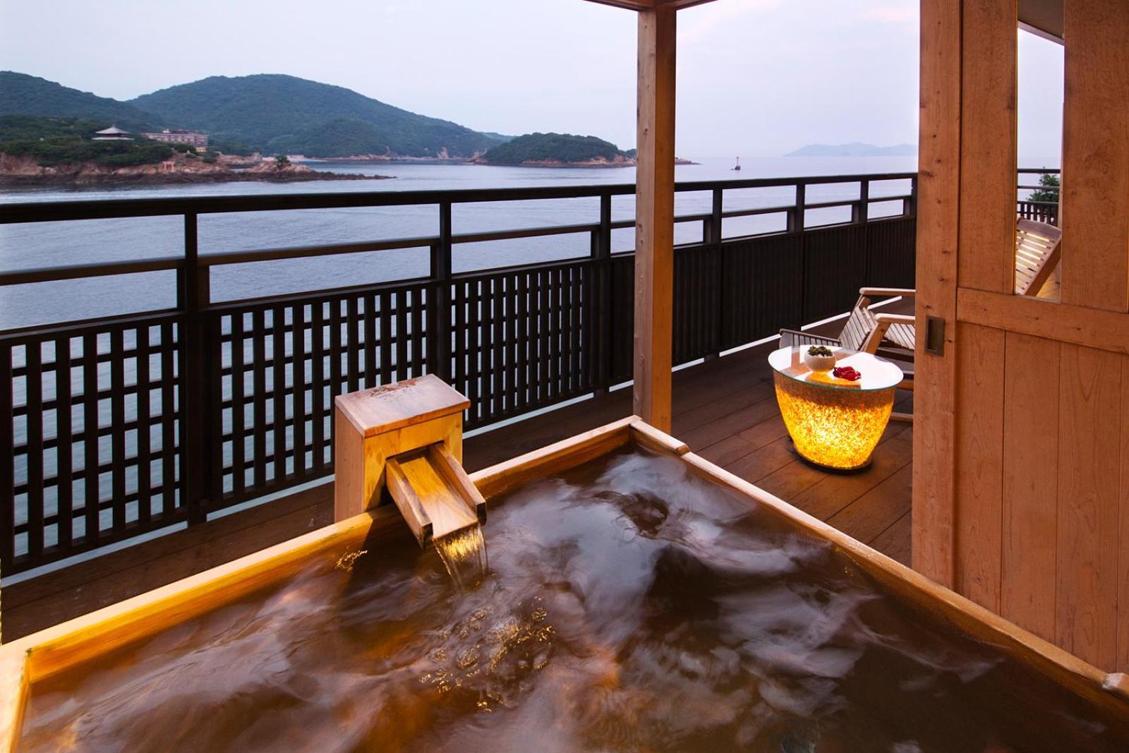 Migiwatei Ochi Kochi Hotel Tomo Kültér fotó